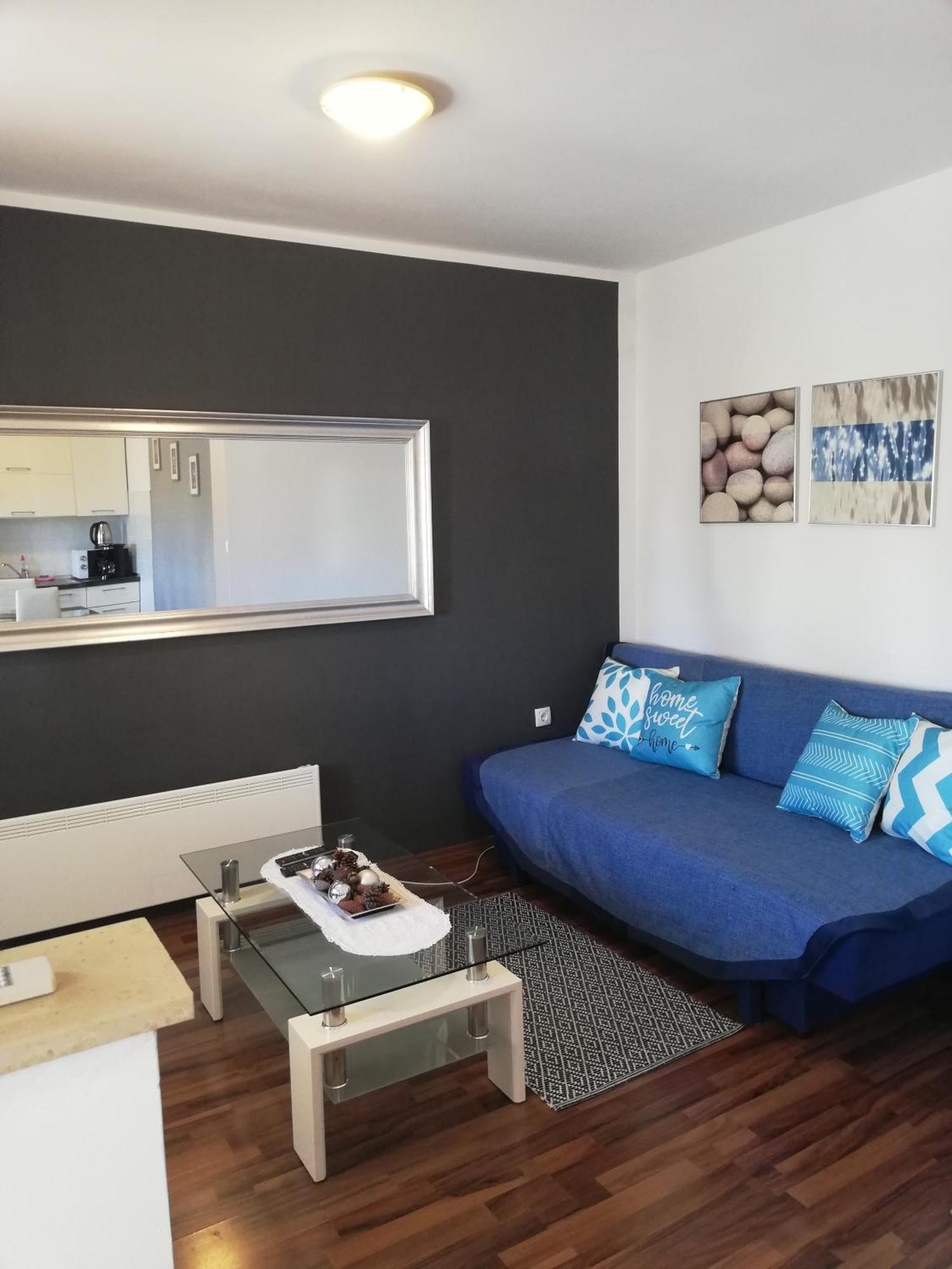 Apartments Poretti For 2,In Center Parking Free In The Yard,6 Min Beach Walk Ровинь Экстерьер фото