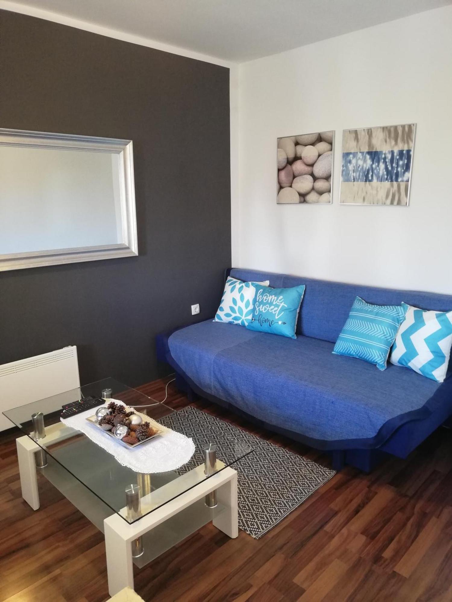 Apartments Poretti For 2,In Center Parking Free In The Yard,6 Min Beach Walk Ровинь Экстерьер фото