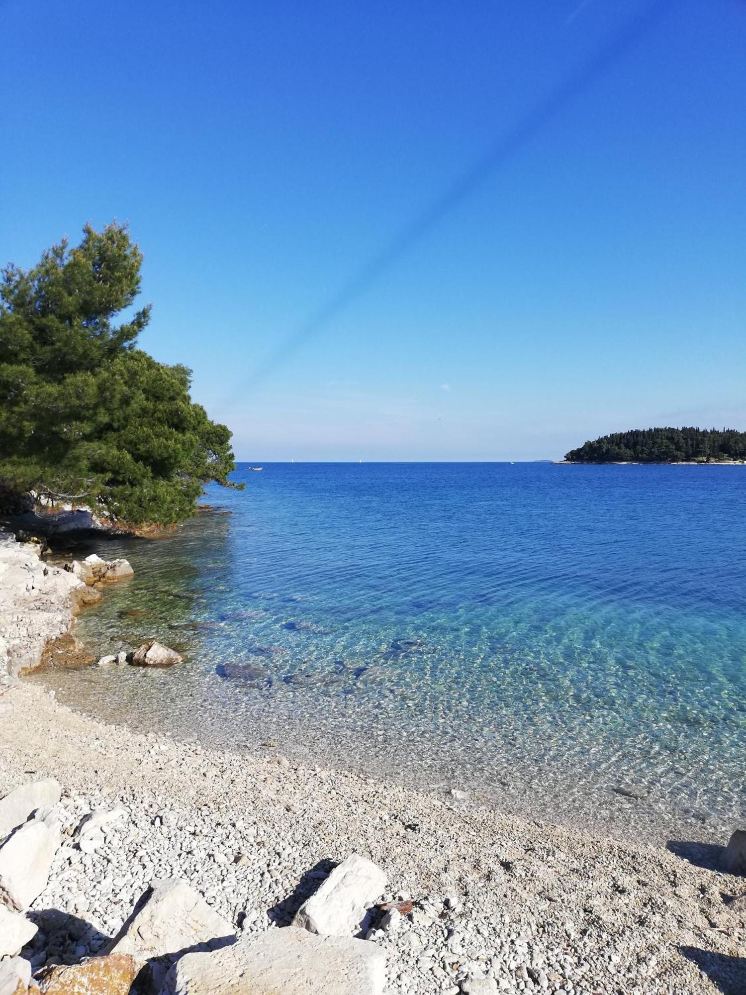 Apartments Poretti For 2,In Center Parking Free In The Yard,6 Min Beach Walk Ровинь Экстерьер фото