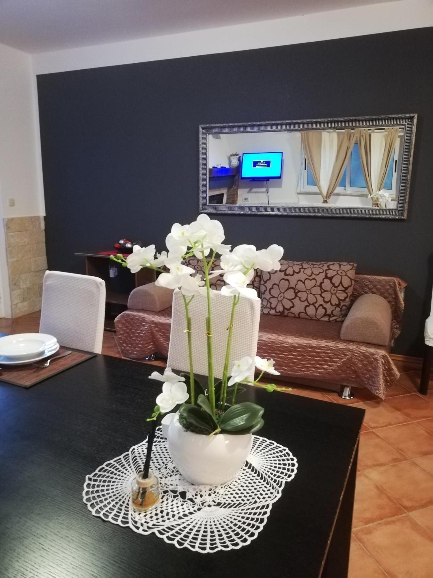 Apartments Poretti For 2,In Center Parking Free In The Yard,6 Min Beach Walk Ровинь Экстерьер фото